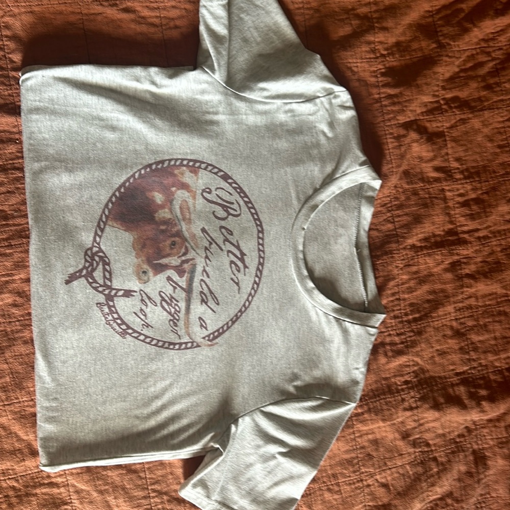 Western style t shirt.